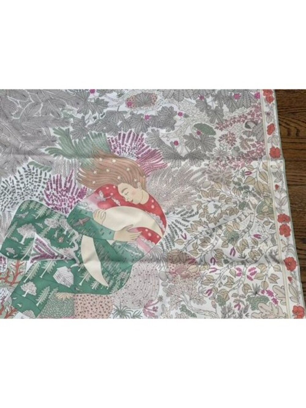 Hermès Dans les Bras de Selene Silk Scarf - Picture 5 of 7